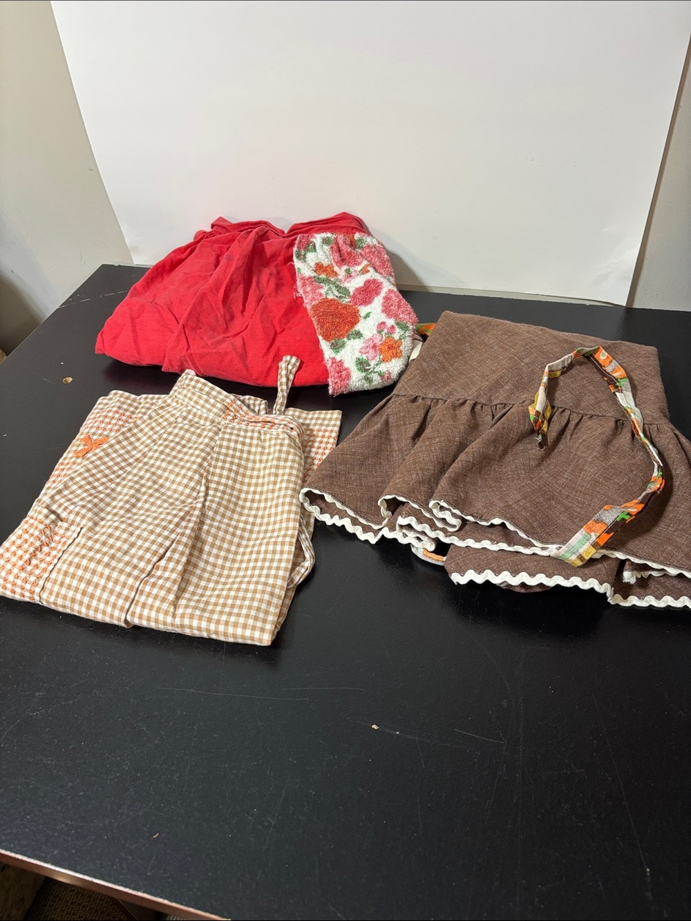 💐3/$15 Vintage Aprons Waist 3 Cotton